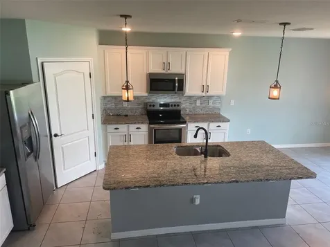1682 Bay Breeze Drive St Cloud FL 34771
