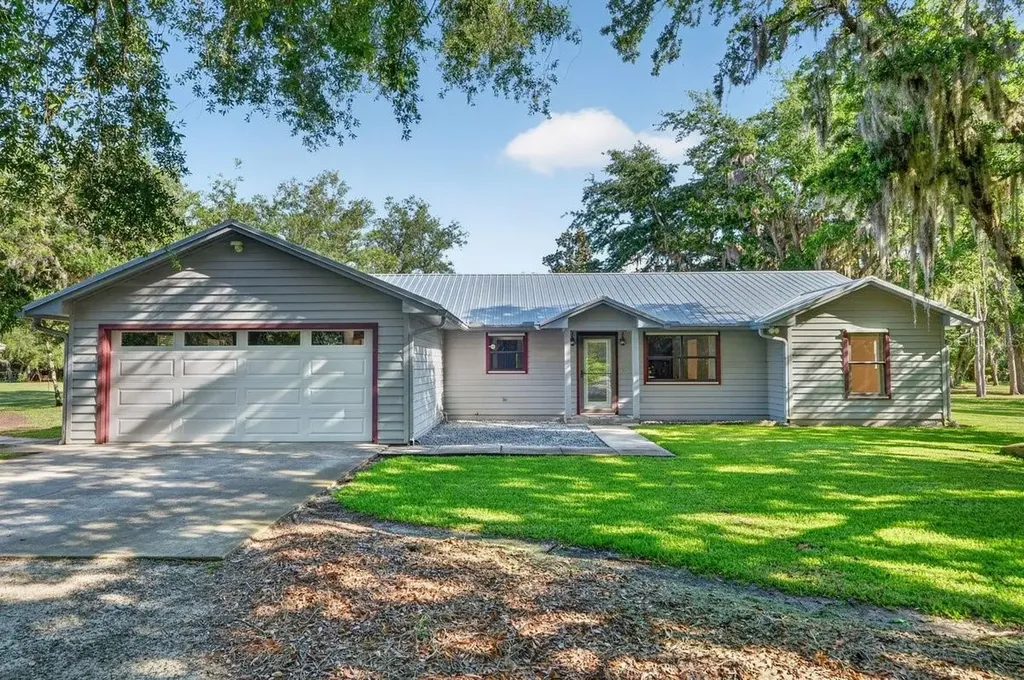 171 William Street Edgewater FL 32141