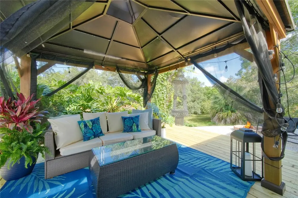 2751 Wilson Court Palm Harbor FL 34684