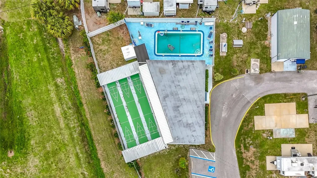 4676 66th Lane N St Petersburg FL 33709