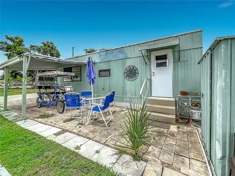 4676 66th Lane N St Petersburg FL 33709