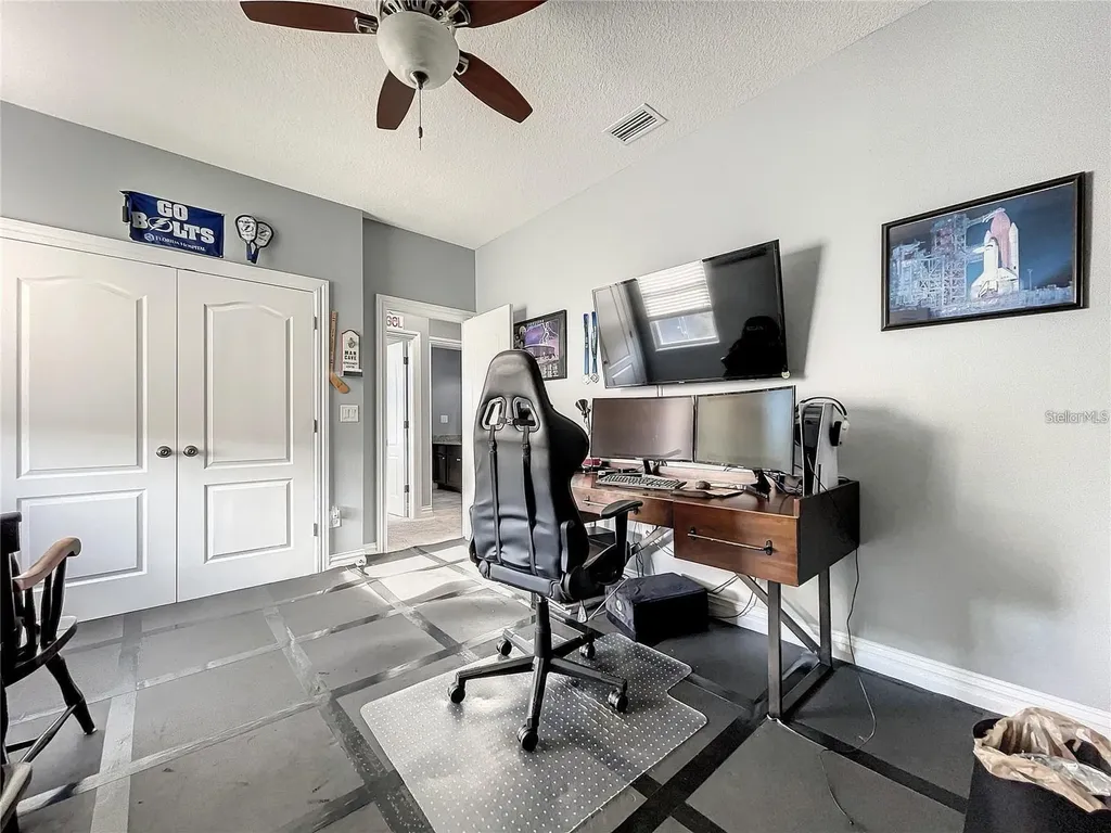 14322 Parkside Ridge Way Lithia FL 33547