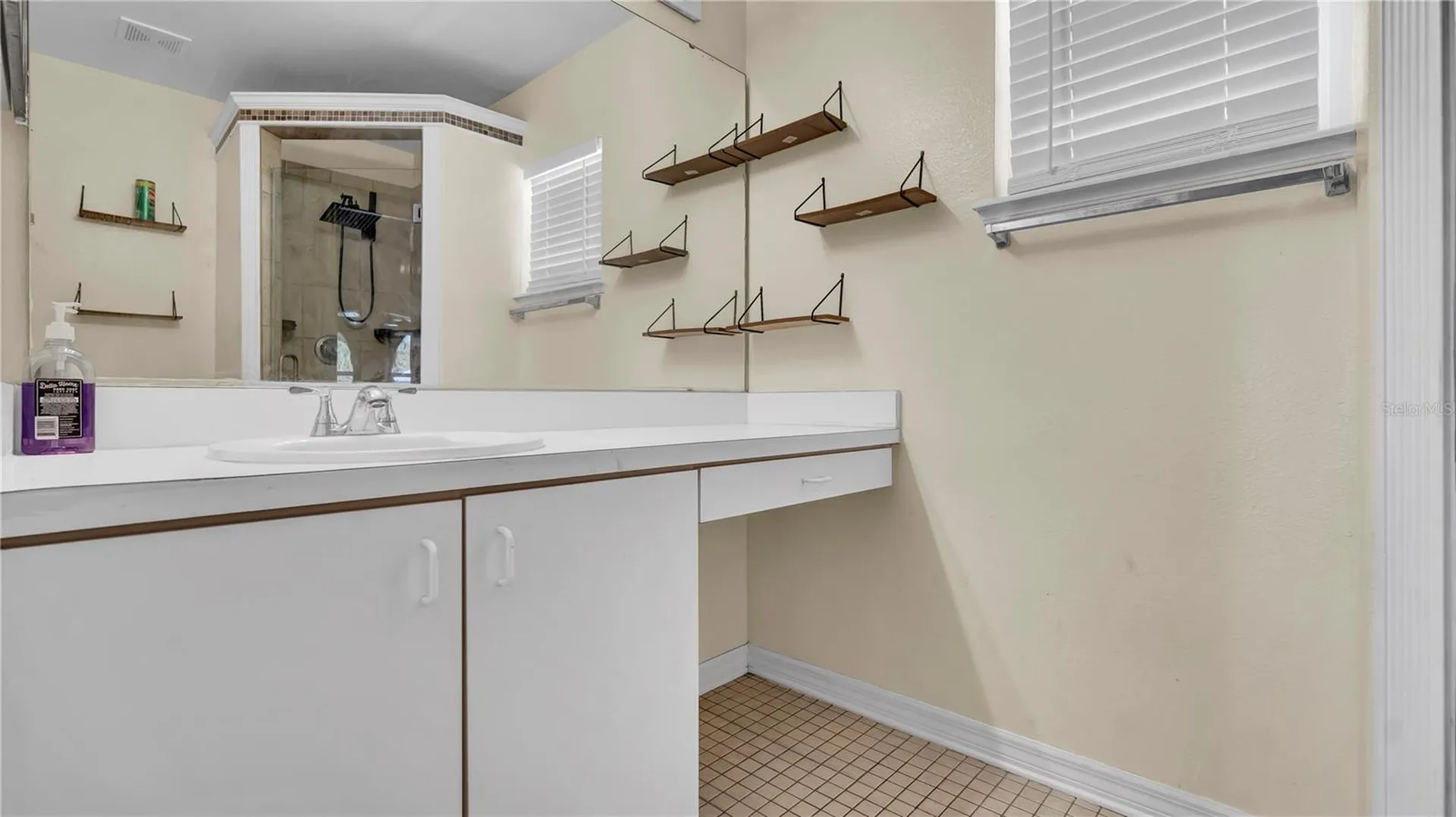 37 Peterlee Court Kissimmee FL 34758