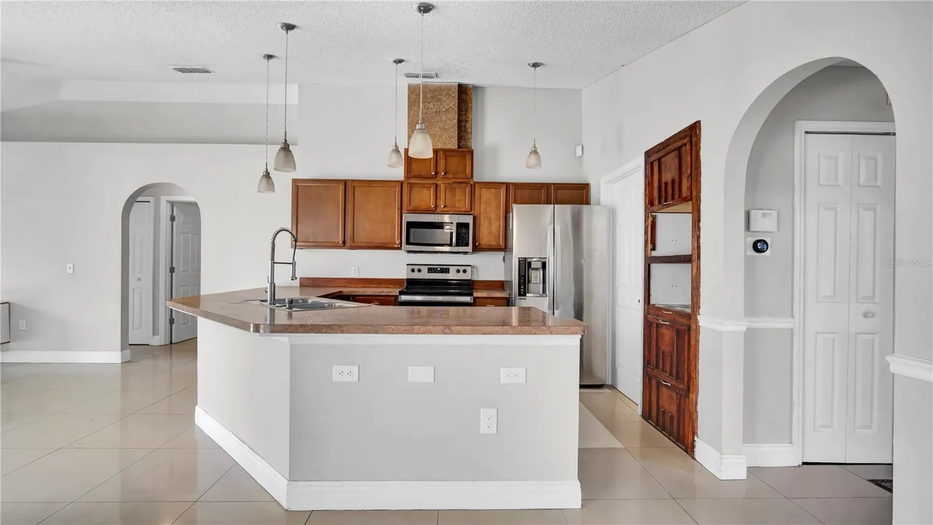 37 Peterlee Court Kissimmee FL 34758