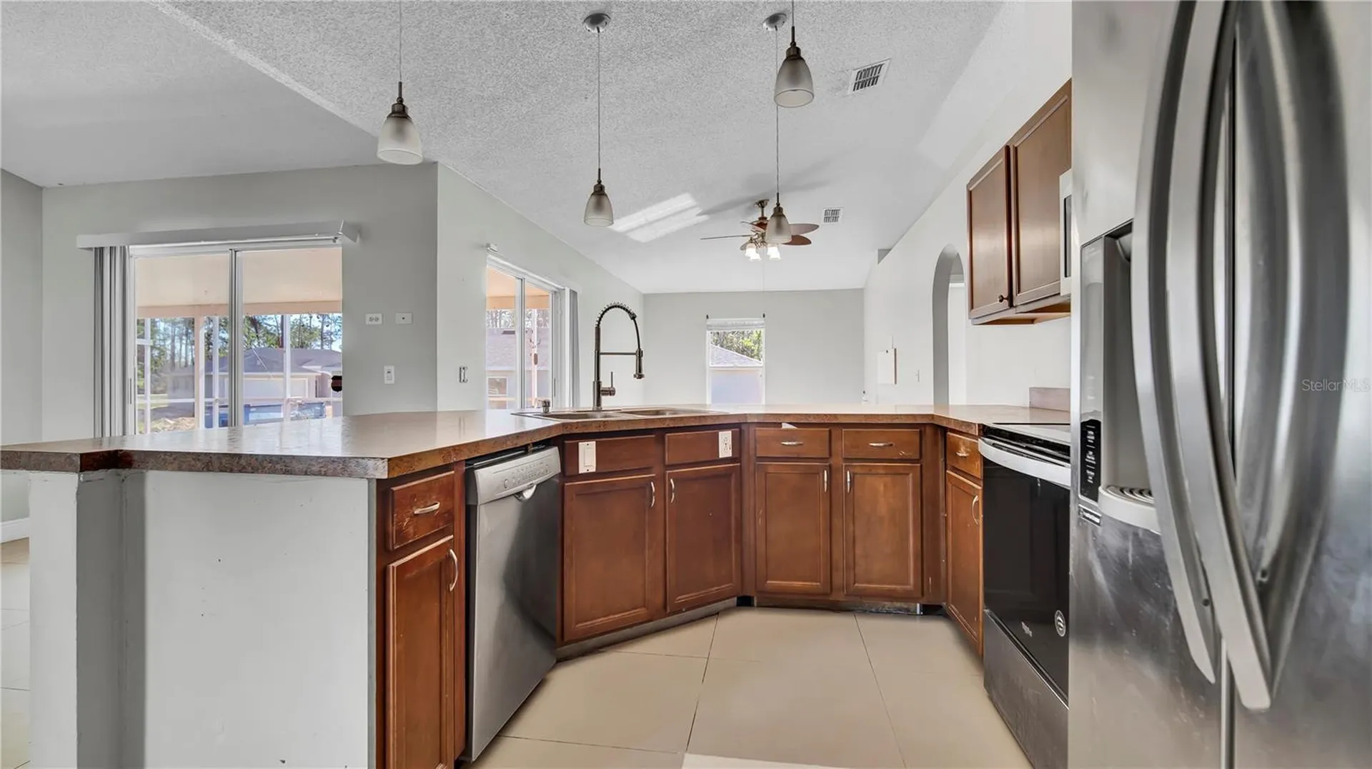 37 Peterlee Court Kissimmee FL 34758