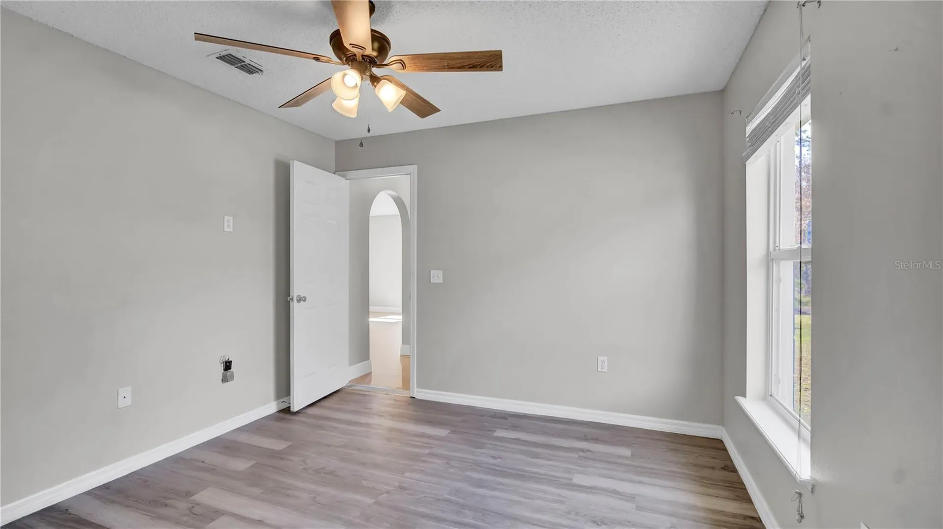 37 Peterlee Court Kissimmee FL 34758