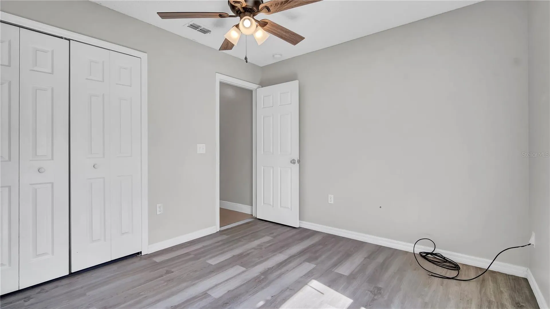 37 Peterlee Court Kissimmee FL 34758