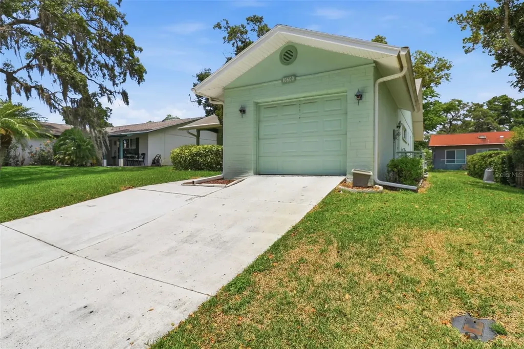 10600 Salamanca Drive Port Richey FL 34668