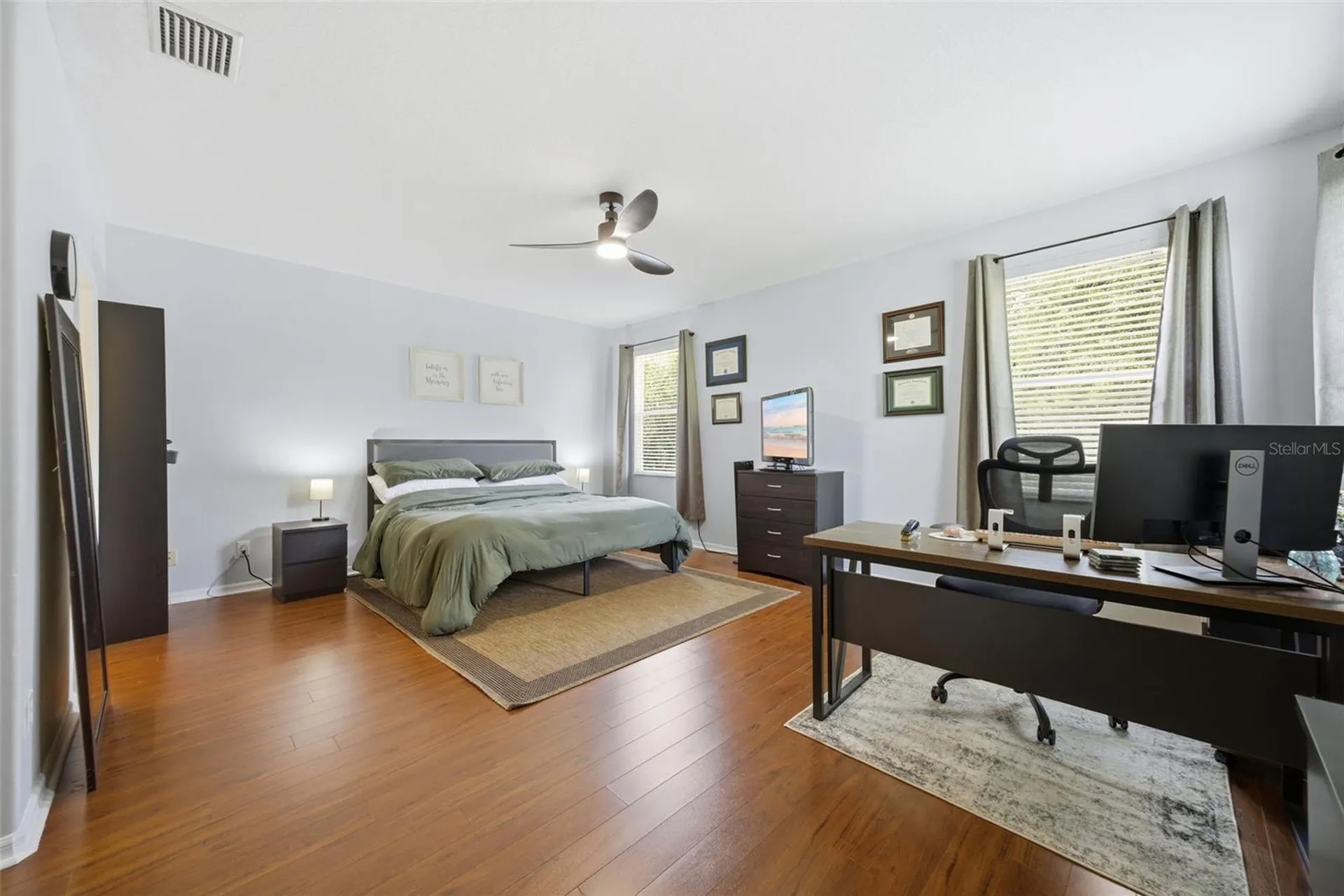4532 Amberly Oaks Court Tampa FL 33614