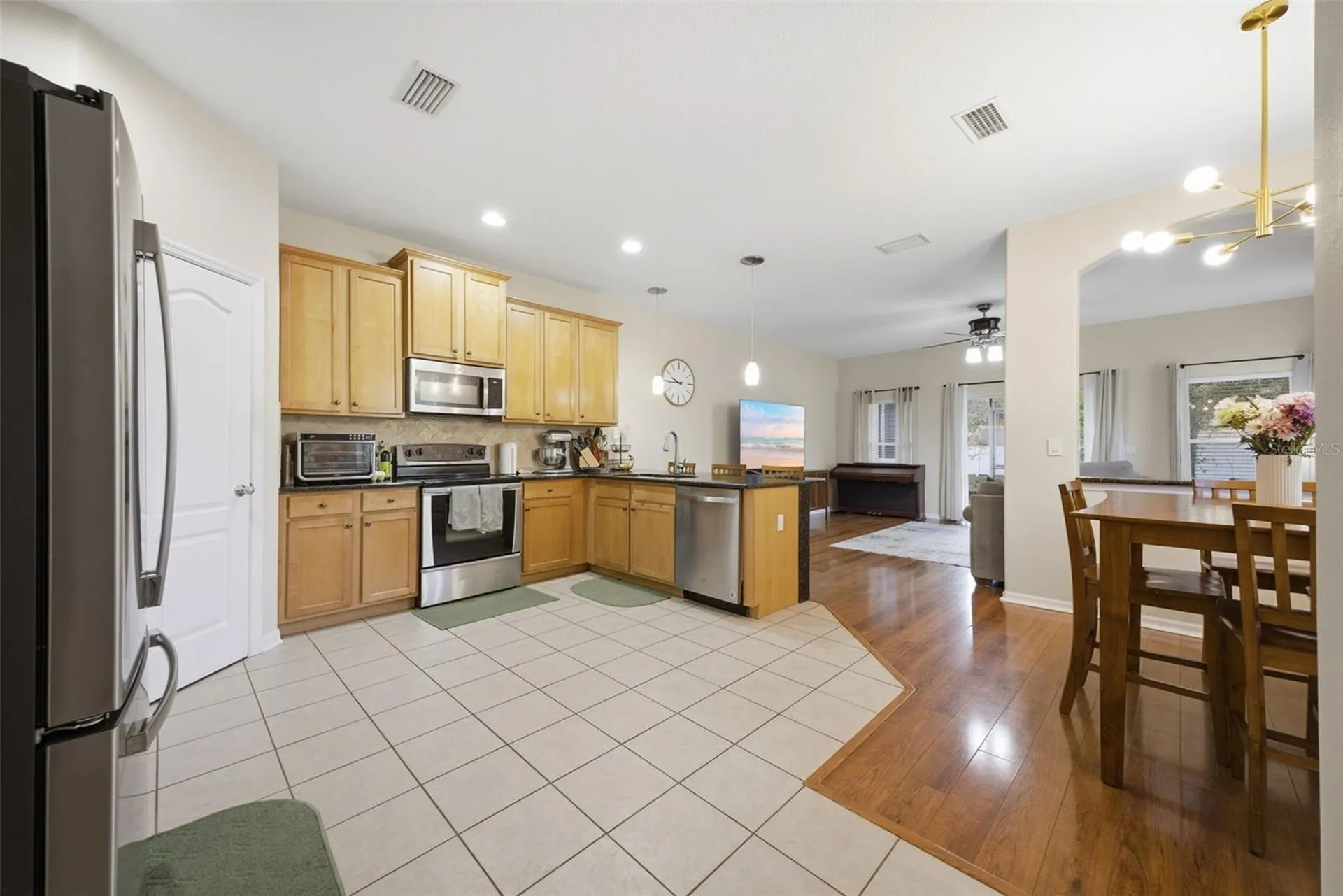 4532 Amberly Oaks Court Tampa FL 33614