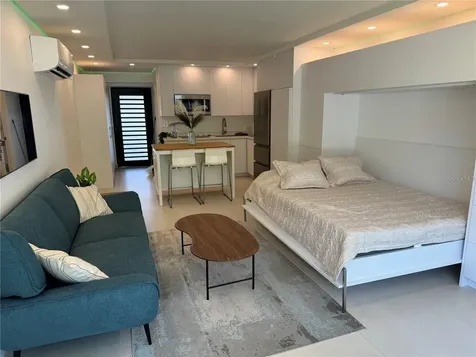 4633 Ave Isla Verde Carolina PR 00979
