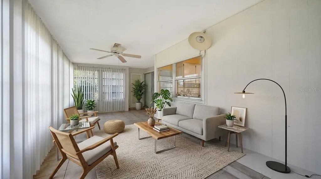 2822 Safe Harbor Circle Sarasota FL 34231