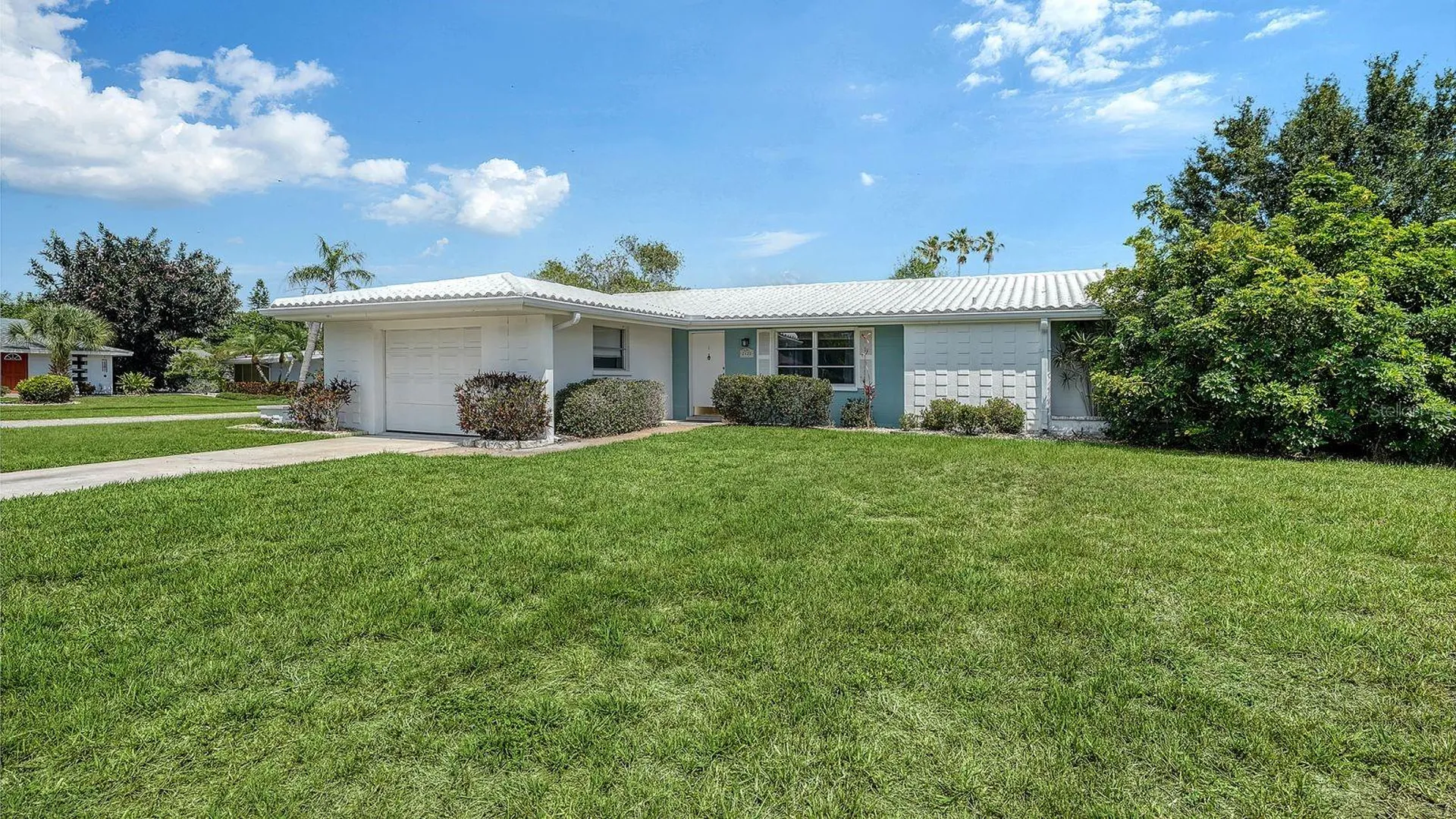 2822 Safe Harbor Circle Sarasota FL 34231