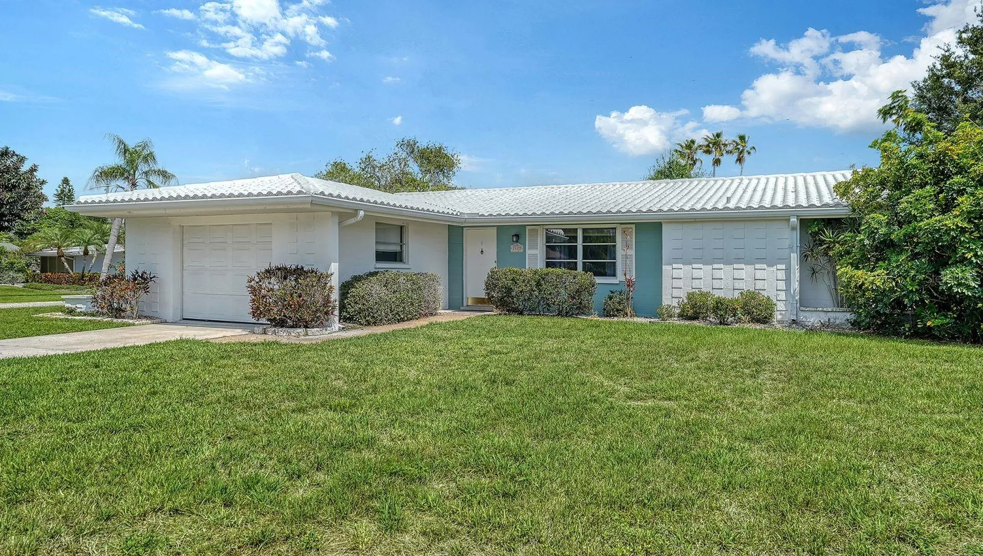 2822 Safe Harbor Circle Sarasota FL 34231