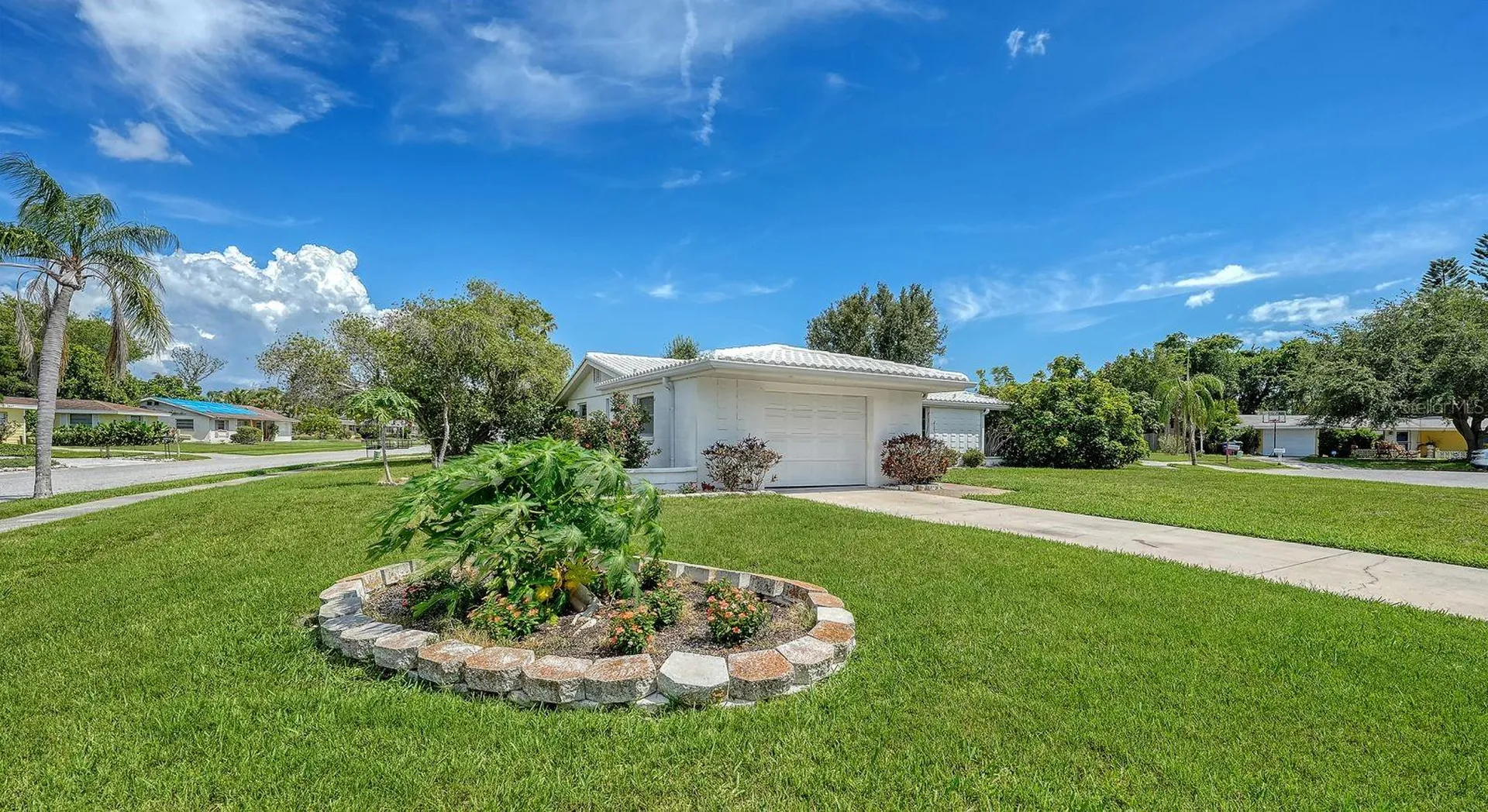 2822 Safe Harbor Circle Sarasota FL 34231