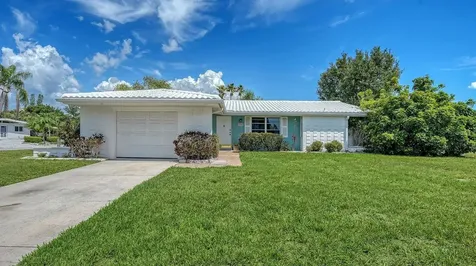 2822 Safe Harbor Circle Sarasota FL 34231