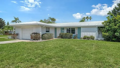 2822 Safe Harbor Circle Sarasota FL 34231