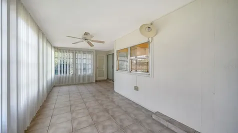 2822 Safe Harbor Circle Sarasota FL 34231