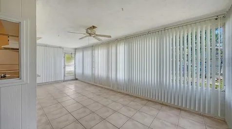 2822 Safe Harbor Circle Sarasota FL 34231