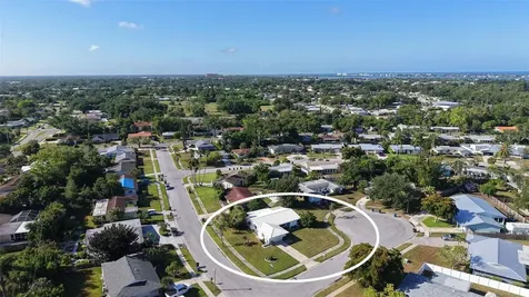 2822 Safe Harbor Circle Sarasota FL 34231
