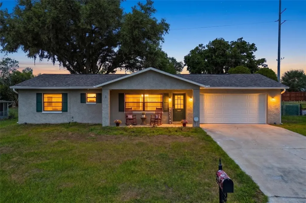 8425 Saint Giles Court Zephyrhills FL 33541