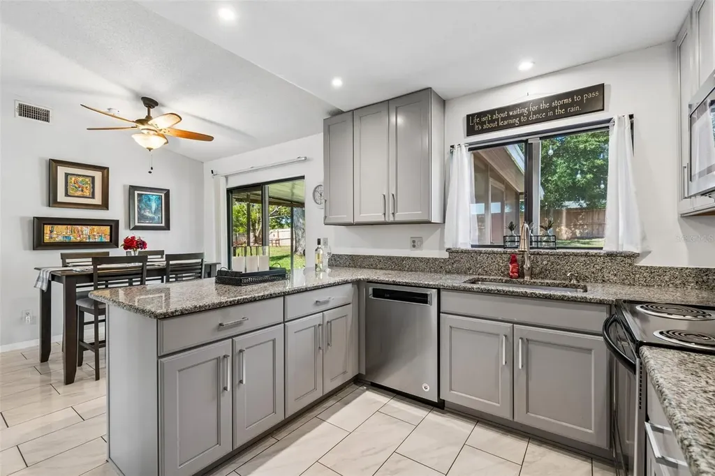 8425 Saint Giles Court Zephyrhills FL 33541