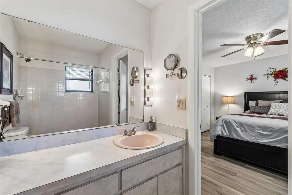 8425 Saint Giles Court Zephyrhills FL 33541