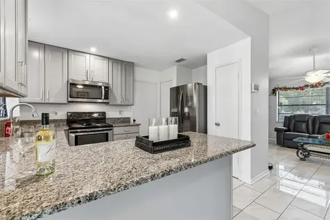 8425 Saint Giles Court Zephyrhills FL 33541