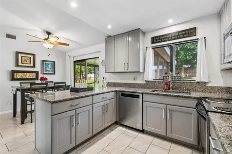 8425 Saint Giles Court Zephyrhills FL 33541