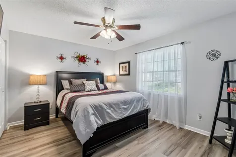 8425 Saint Giles Court Zephyrhills FL 33541