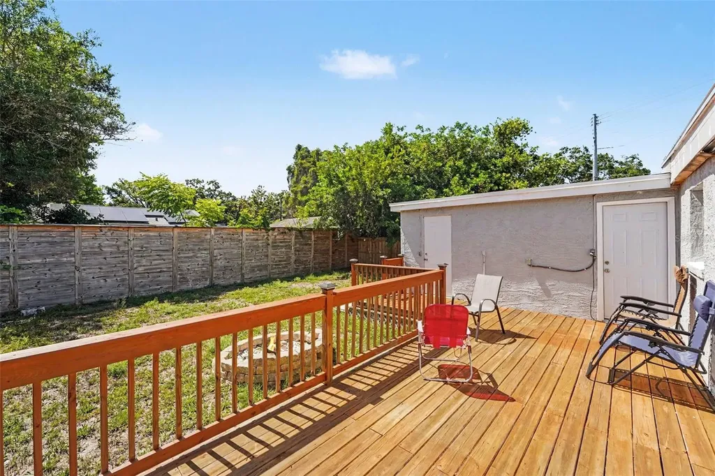 1940 N Betty Lane Clearwater FL 33755