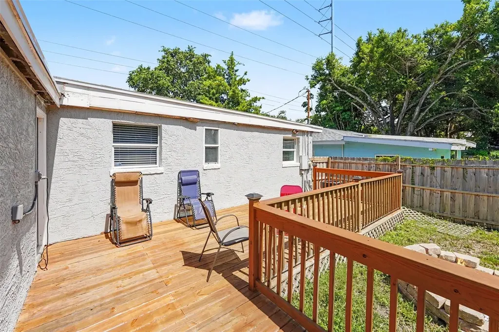 1940 N Betty Lane Clearwater FL 33755