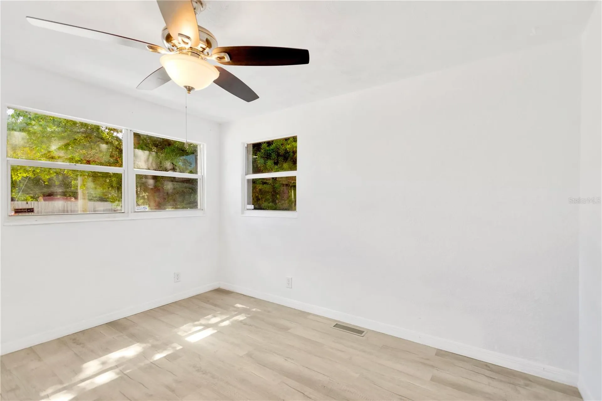 1940 N Betty Lane Clearwater FL 33755
