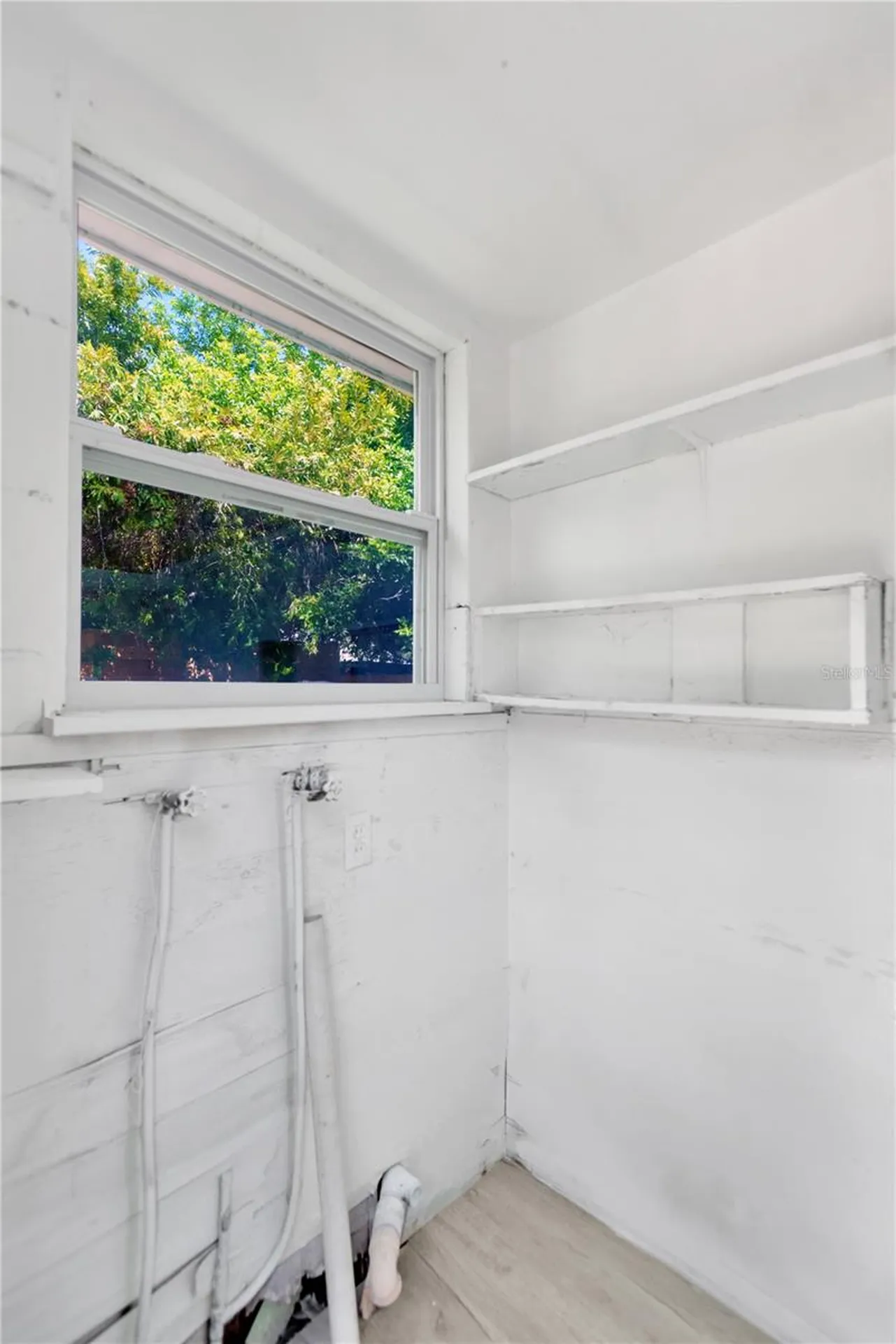 1940 N Betty Lane Clearwater FL 33755