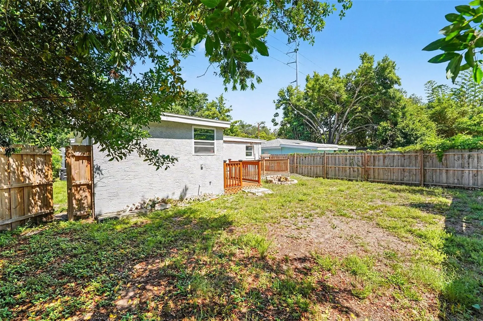 1940 N Betty Lane Clearwater FL 33755