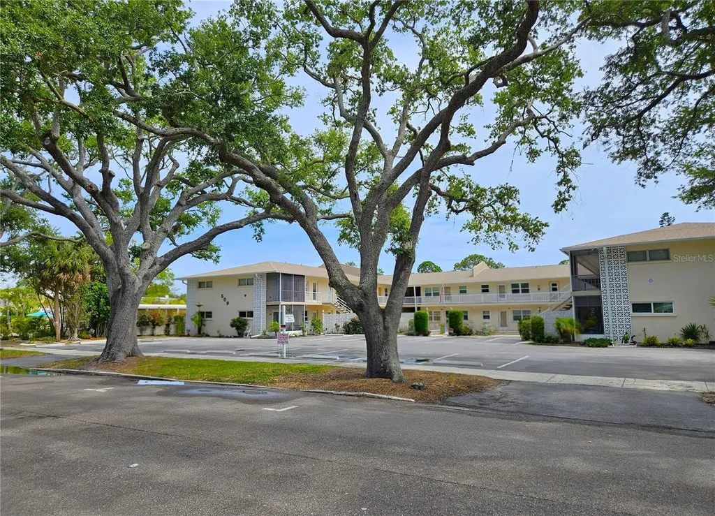 509 W Venice Avenue Venice FL 34285