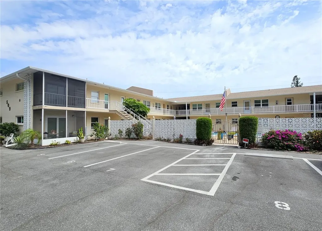 509 W Venice Avenue Venice FL 34285
