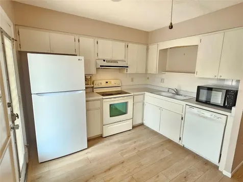 509 W Venice Avenue Venice FL 34285