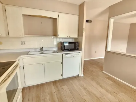 509 W Venice Avenue Venice FL 34285