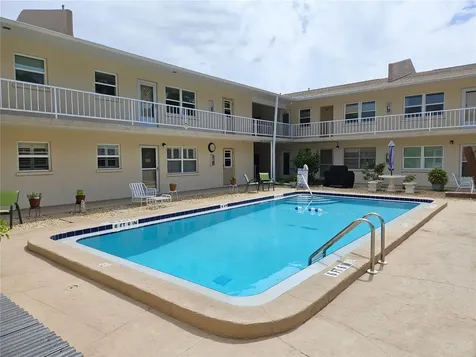 509 W Venice Avenue Venice FL 34285