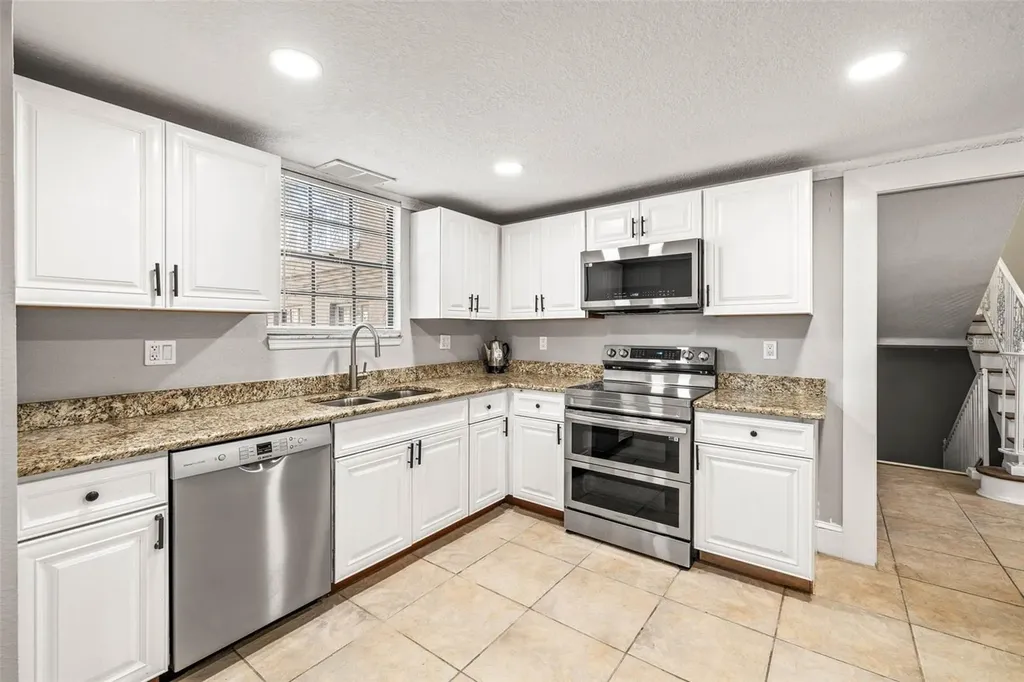 7425 Terrace River Drive Tampa FL 33637