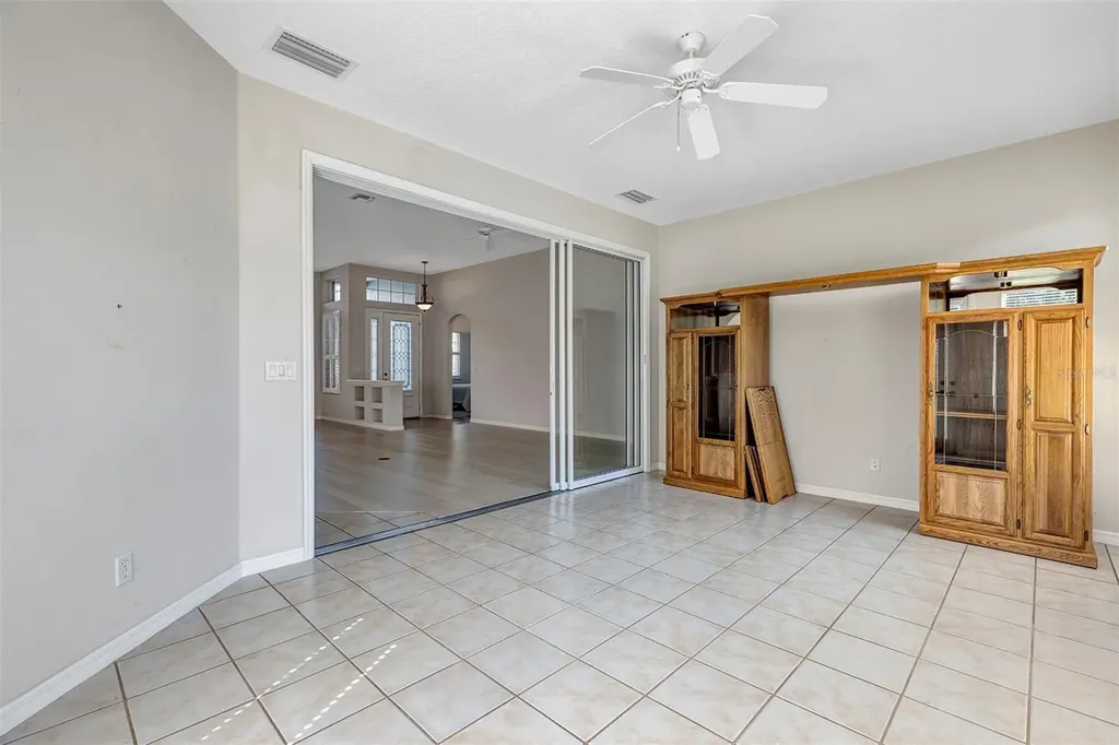 2880 Mediterranean Loop Tavares FL 32778
