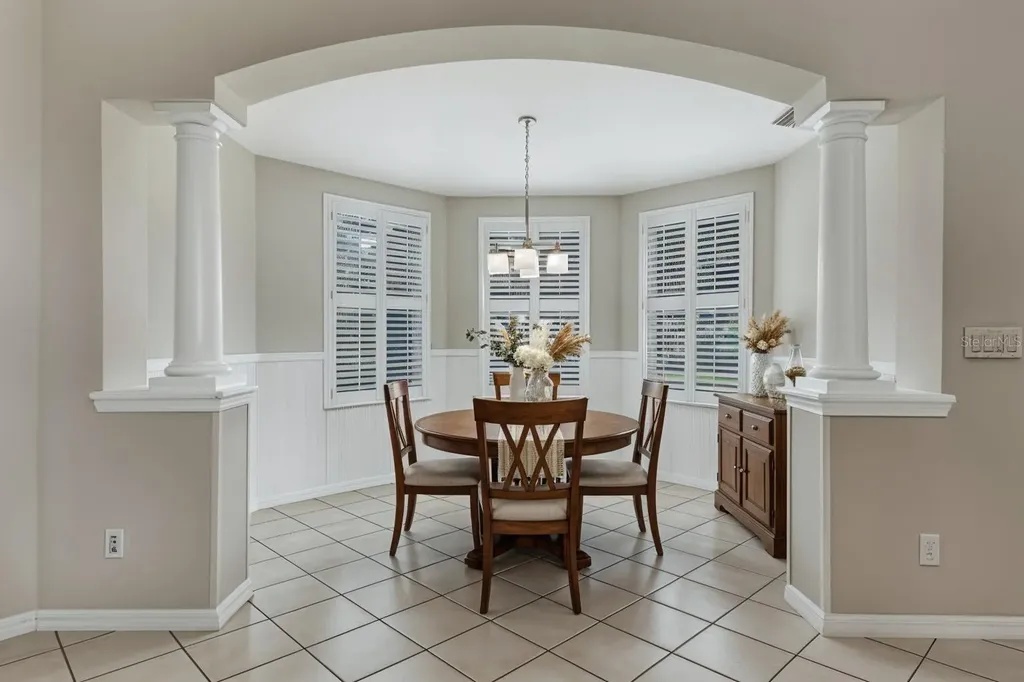 2880 Mediterranean Loop Tavares FL 32778
