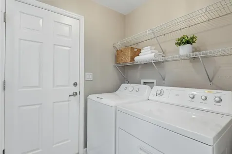 2880 Mediterranean Loop Tavares FL 32778