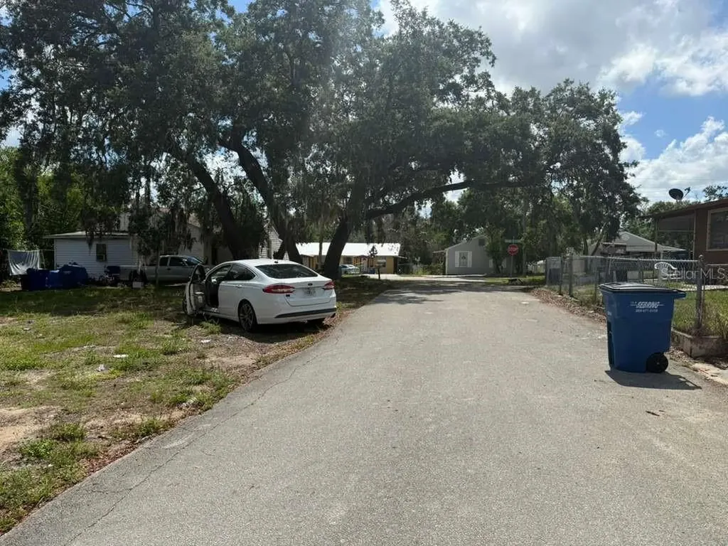 4818 2nd Street Sebring FL 33870