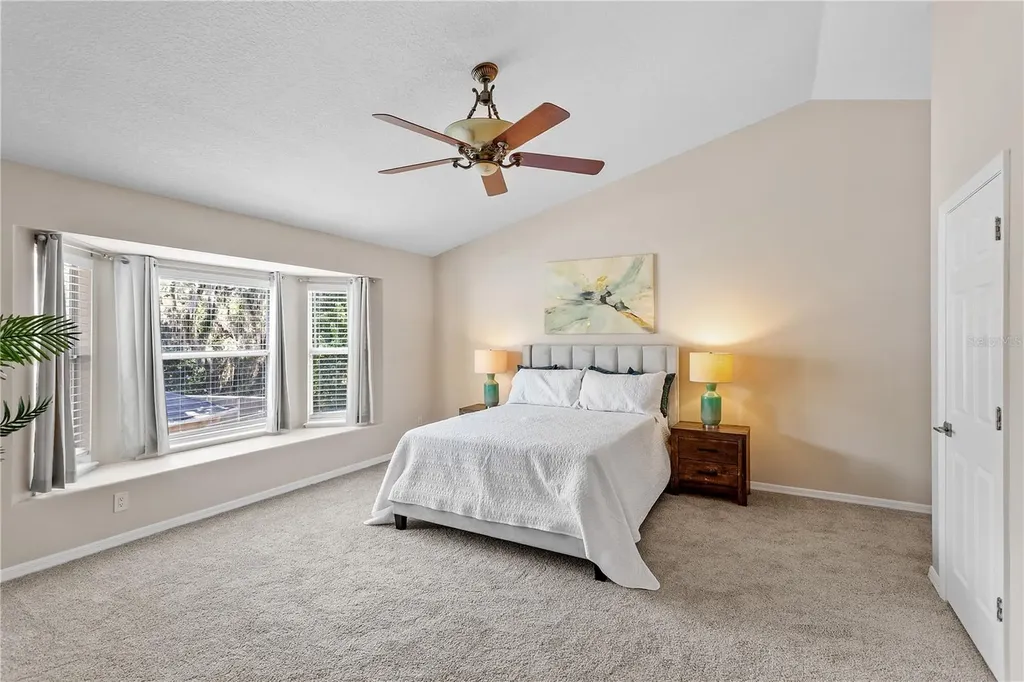 690 Oak Hollow Way Altamonte Springs FL 32714