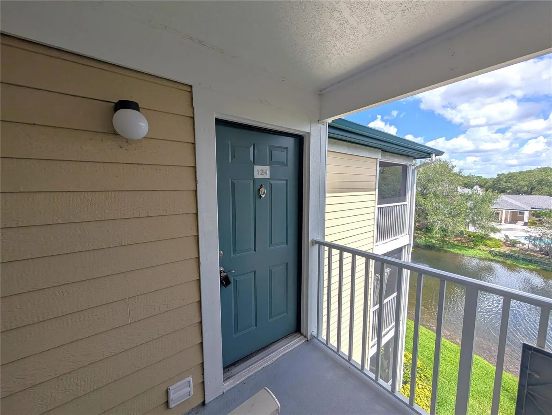 4211 Chatham Oak Court Tampa FL 33624