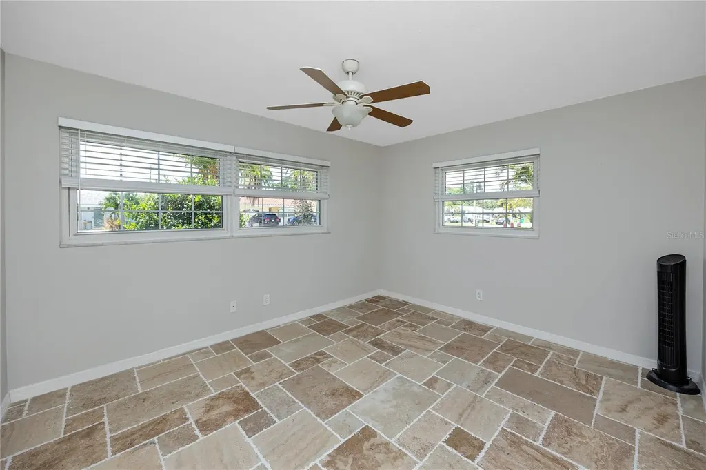 11124 60th Avenue Seminole FL 33772