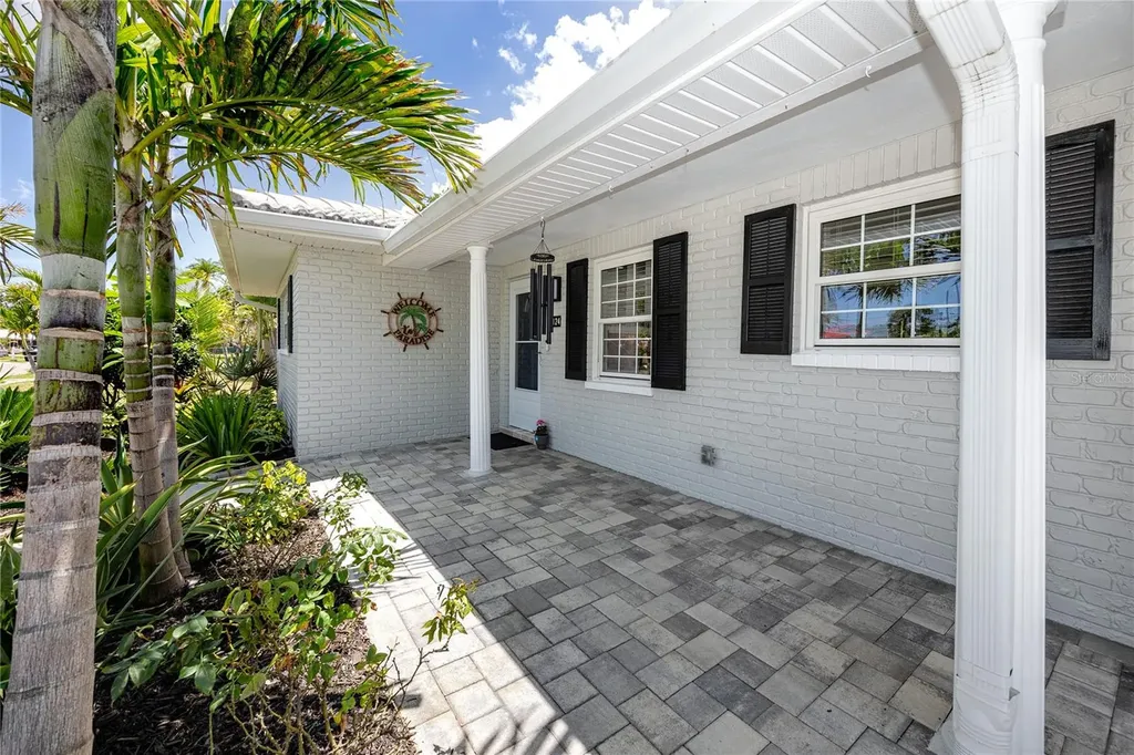 11124 60th Avenue Seminole FL 33772