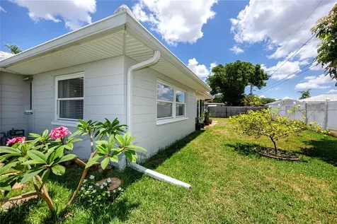 11124 60th Avenue Seminole FL 33772